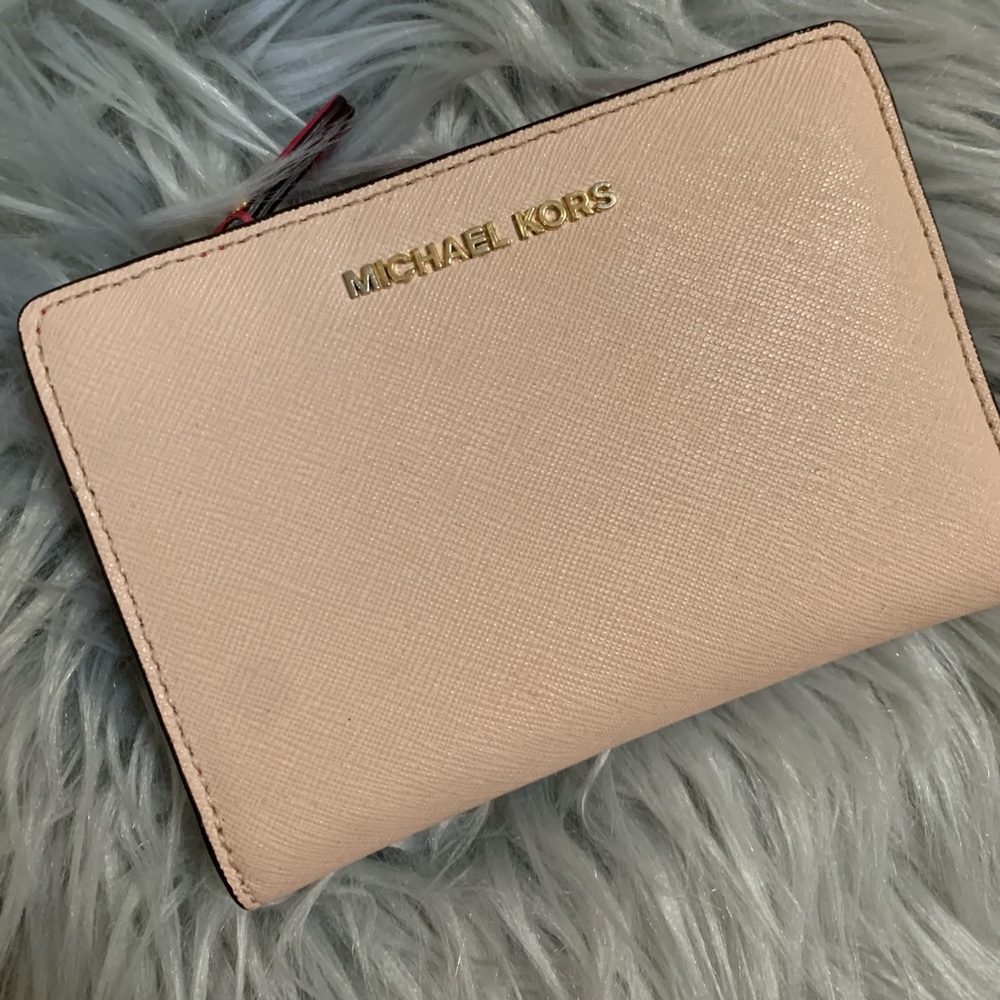 Micheal Kors Wallet